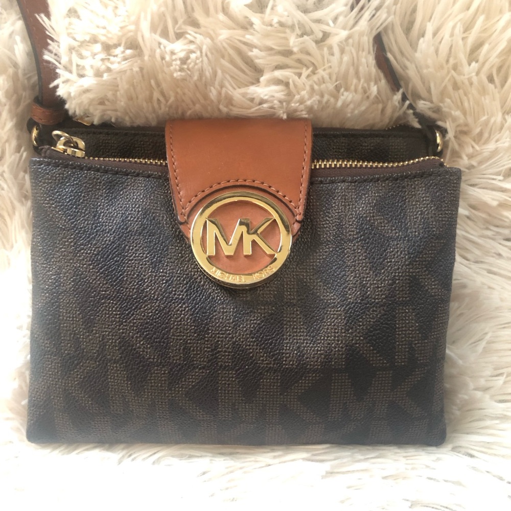 Michael Kors MK Signature Crossbody with built in wallet
